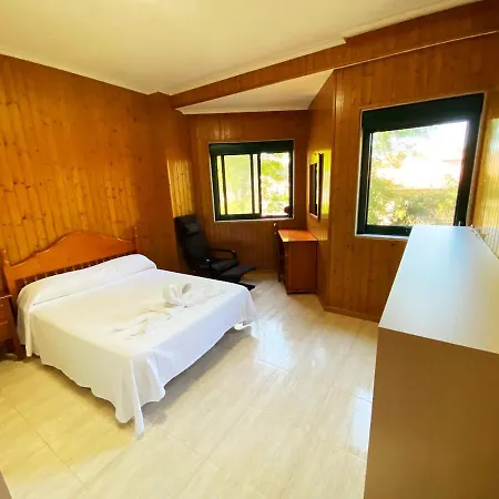 En Playa De Samil Primera Línea De Playa Pe Na Areia * Vigo