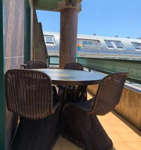 En Playa De Samil Primera Linea De Playa Pe Na Areia Daire Vigo