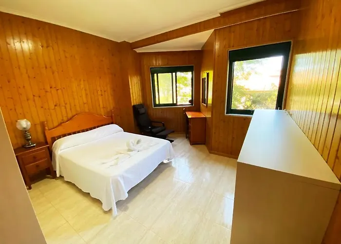 En Playa De Samil Primera Linea De Playa Pe Na Areia * Vigo